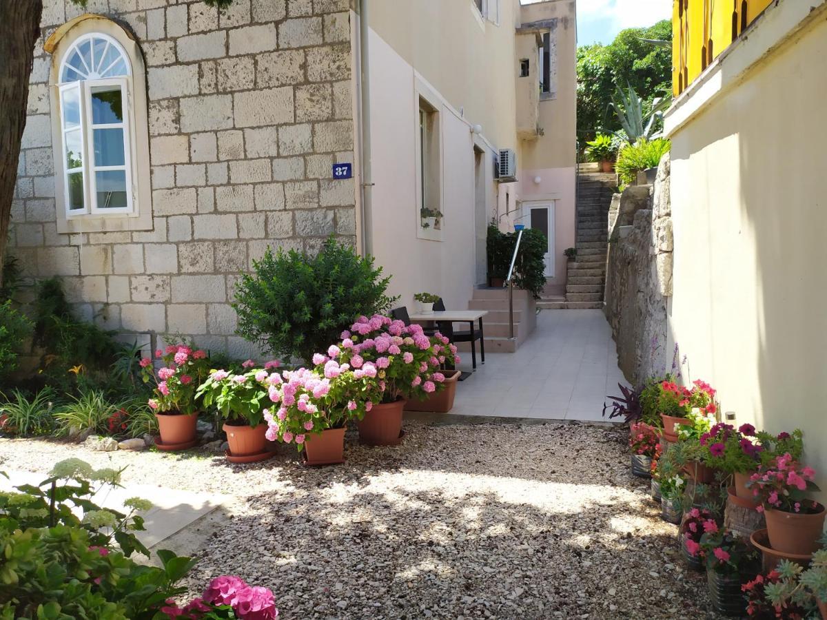 Apartments Rafaela كورتْشولا المظهر الخارجي الصورة