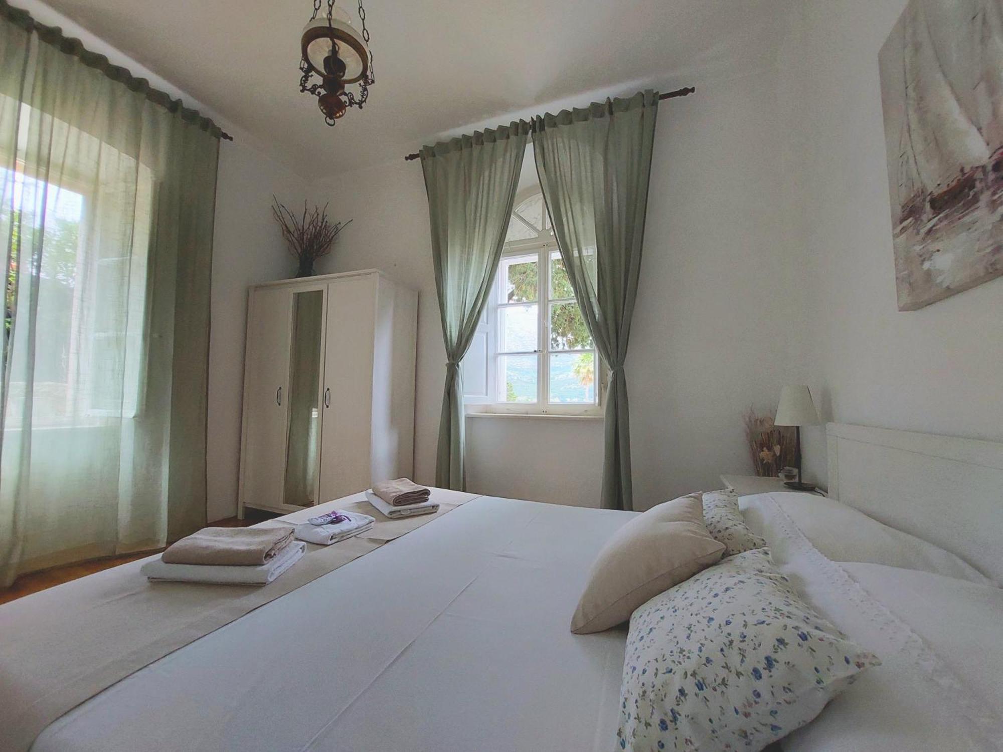 Apartments Rafaela كورتْشولا الغرفة الصورة